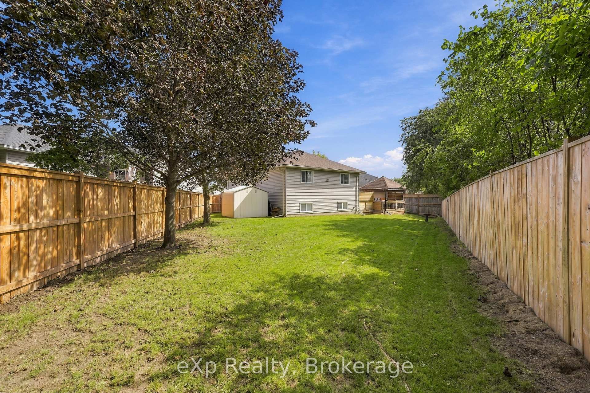 Photo 37 of 10 Christopher Court, Belleville, Belleville Ward — HOMEH