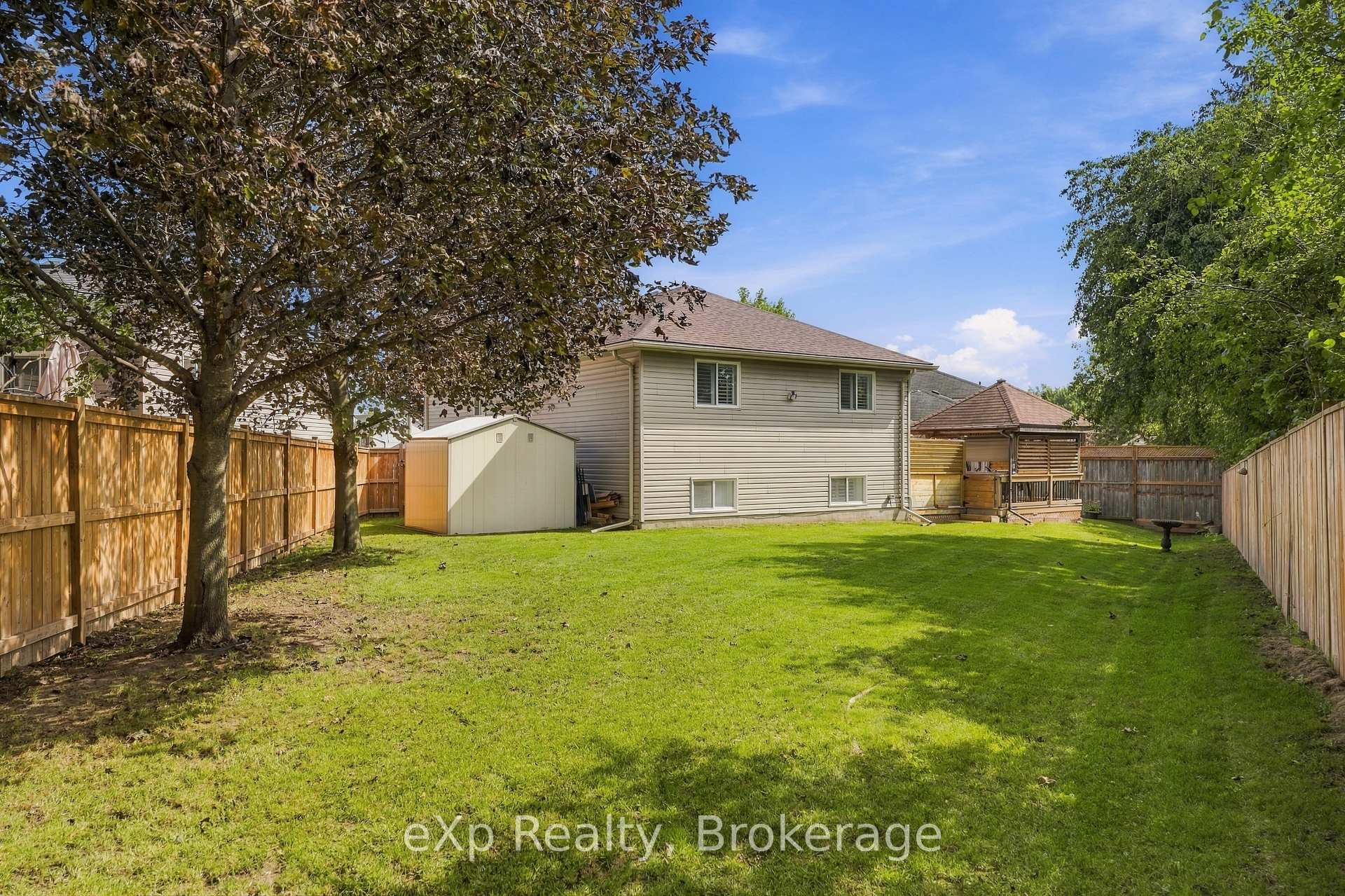 Photo 38 of 10 Christopher Court, Belleville, Belleville Ward — HOMEH