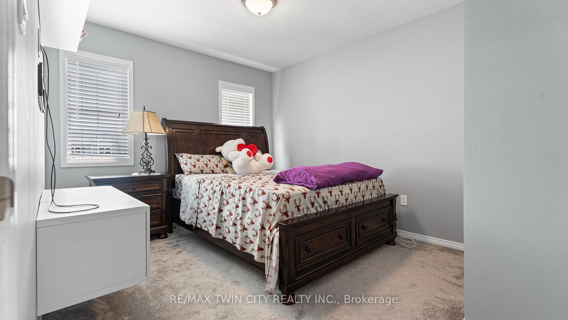 Photo 17 of 124 Osborn Avenue, Brantford, Empire — HOMEH