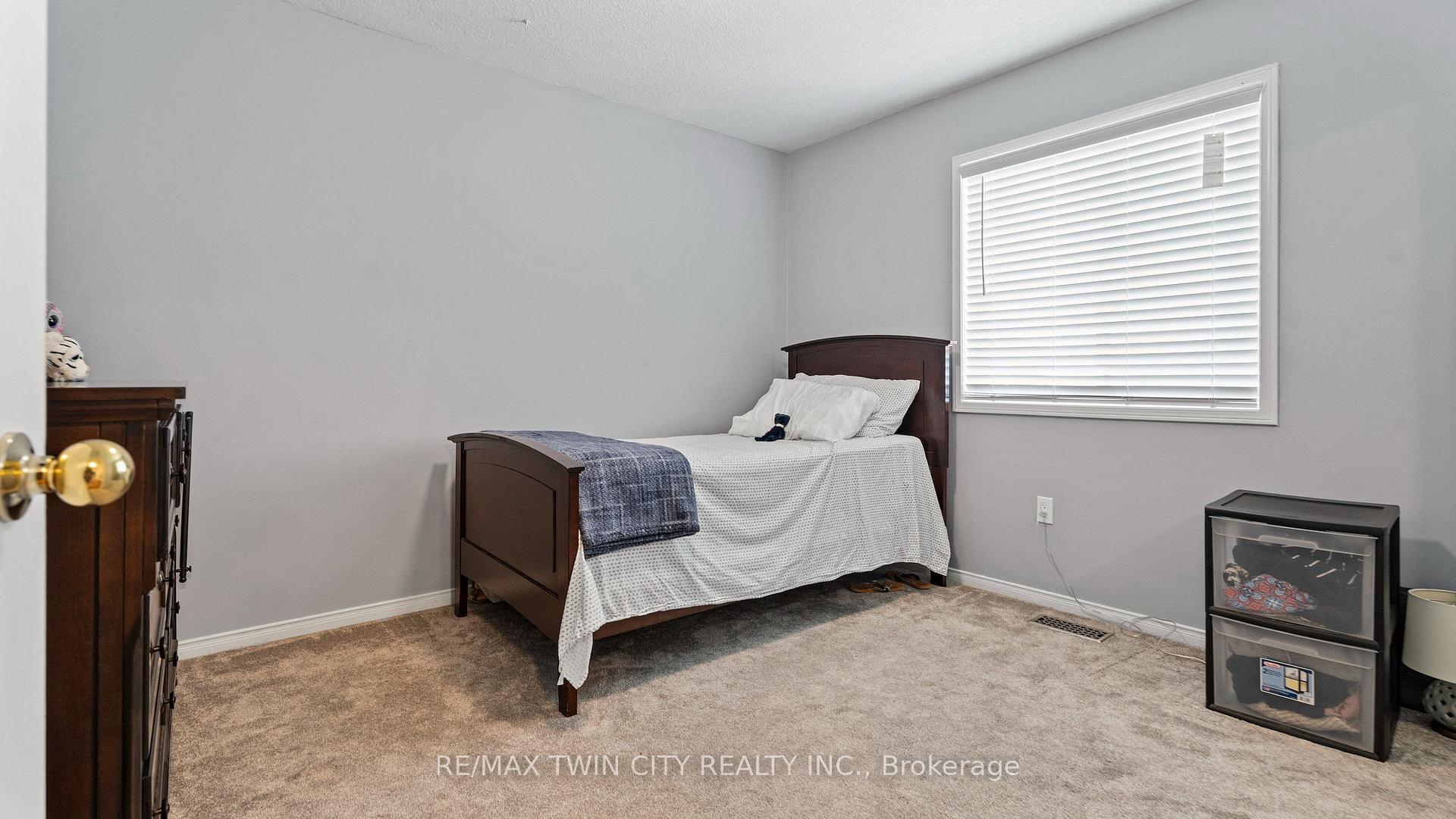 Photo 18 of 124 Osborn Avenue, Brantford, Empire — HOMEH
