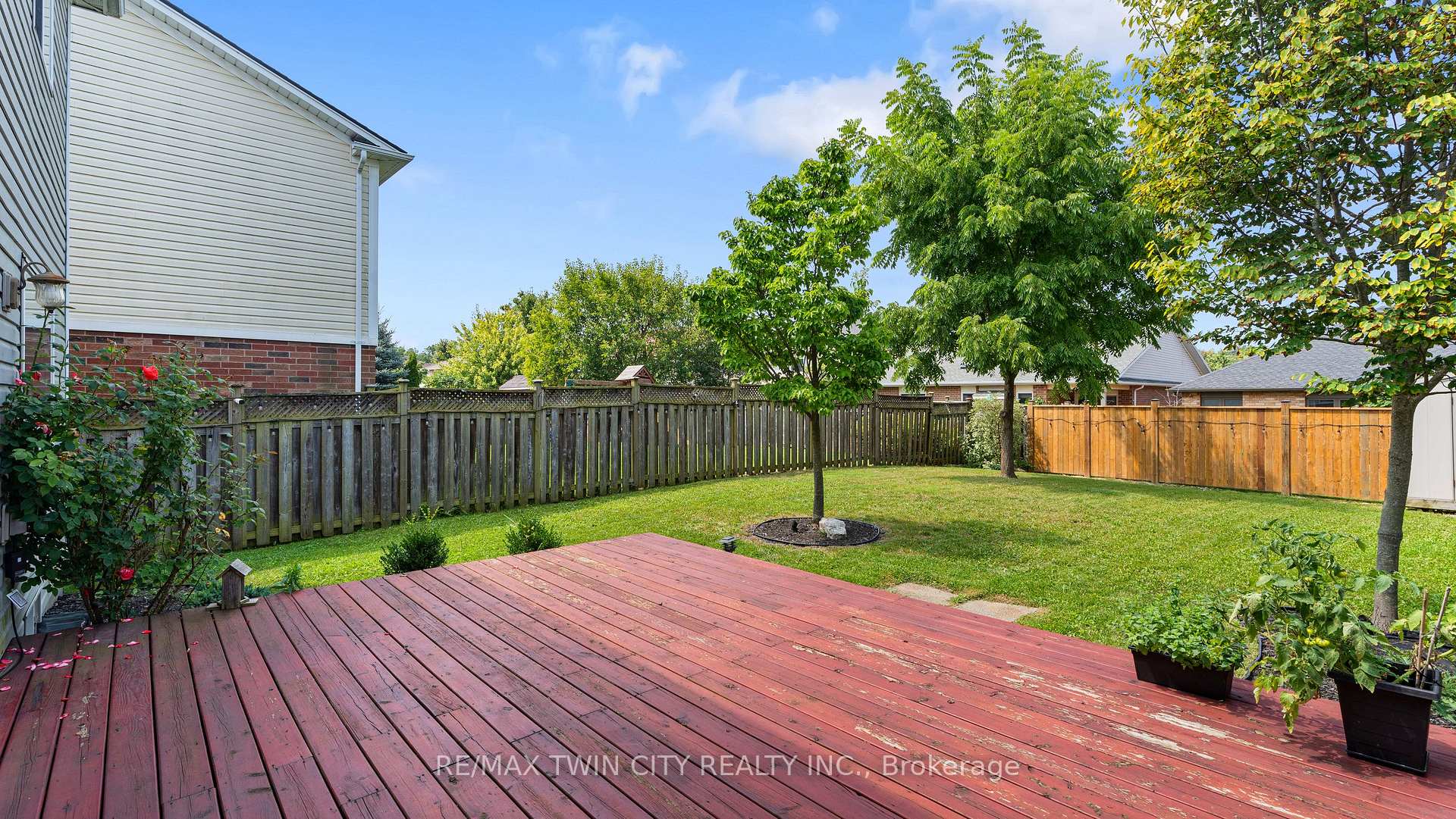 Photo 29 of 124 Osborn Avenue, Brantford, Empire — HOMEH