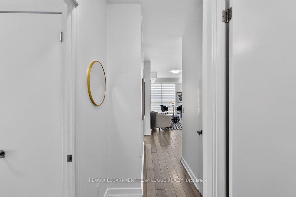 Photo 5 of Unit B202, 5240 Dundas Street, Burlington, Orchard — HOMEH