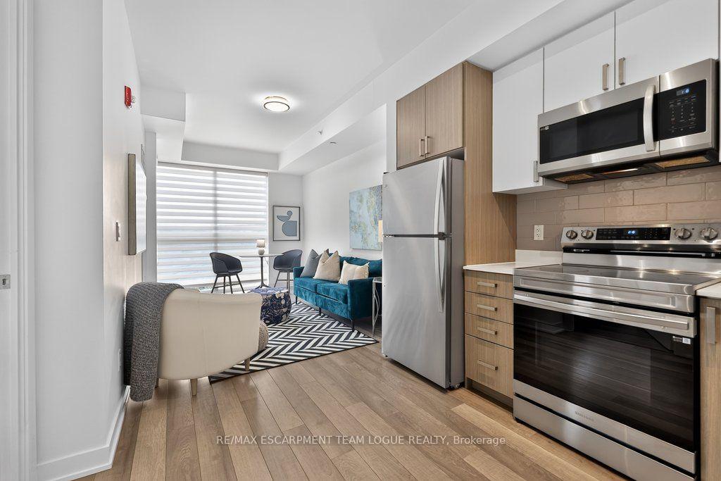 Photo 11 of Unit B202, 5240 Dundas Street, Burlington, Orchard — HOMEH