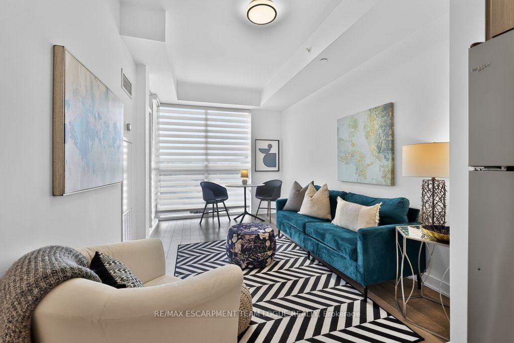 Photo 12 of Unit B202, 5240 Dundas Street, Burlington, Orchard — HOMEH