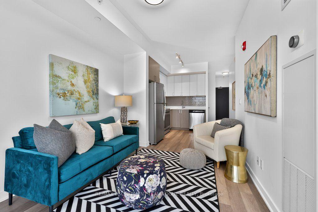 Photo 14 of Unit B202, 5240 Dundas Street, Burlington, Orchard — HOMEH