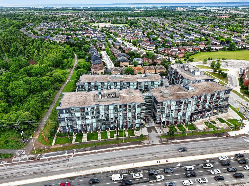 Photo 32 of Unit B202, 5240 Dundas Street, Burlington, Orchard — HOMEH