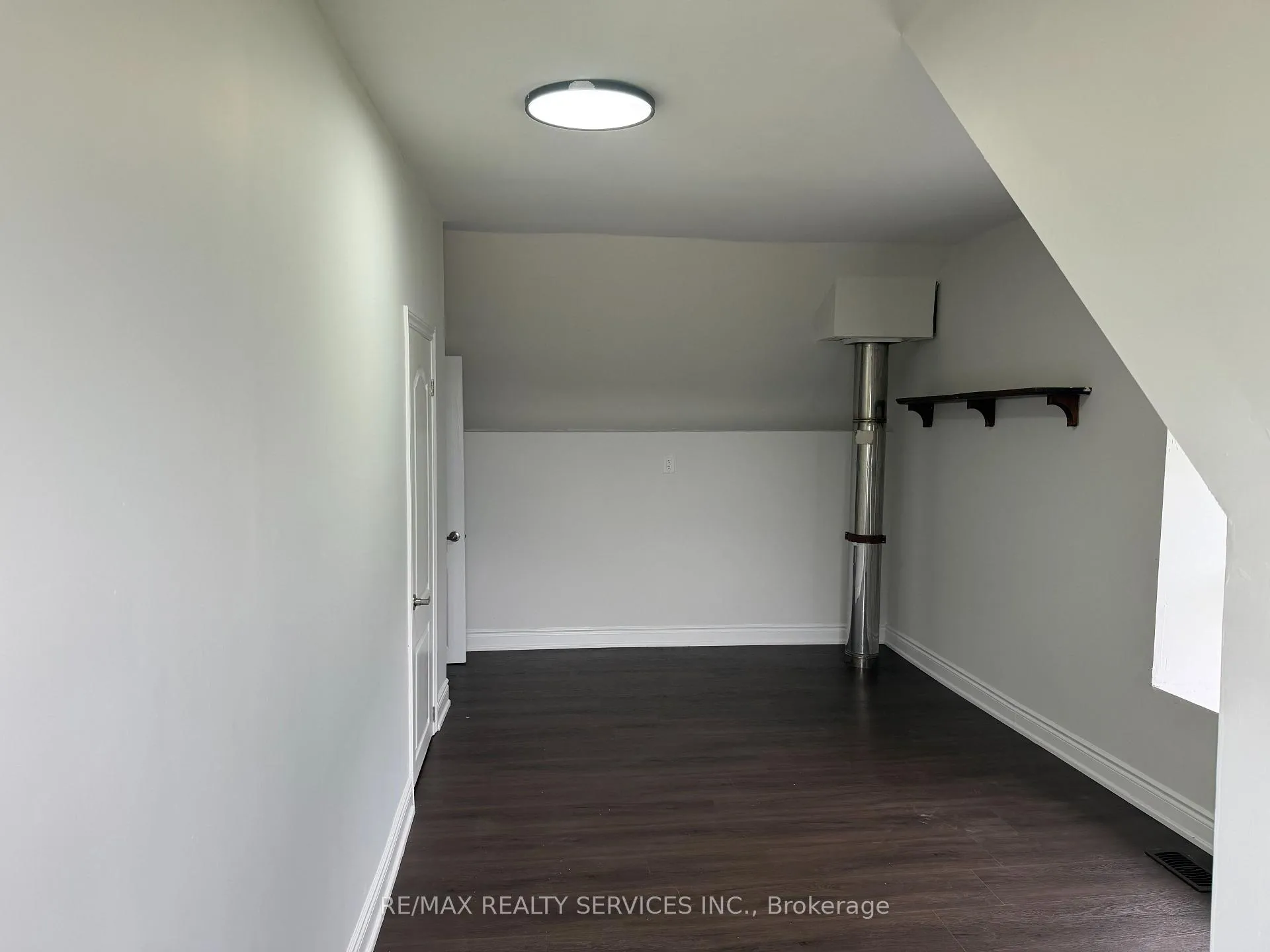 Photo 11 of Unit Unit B, 8918 Wellington 124 Road, Erin, Rural Erin — HOMEH