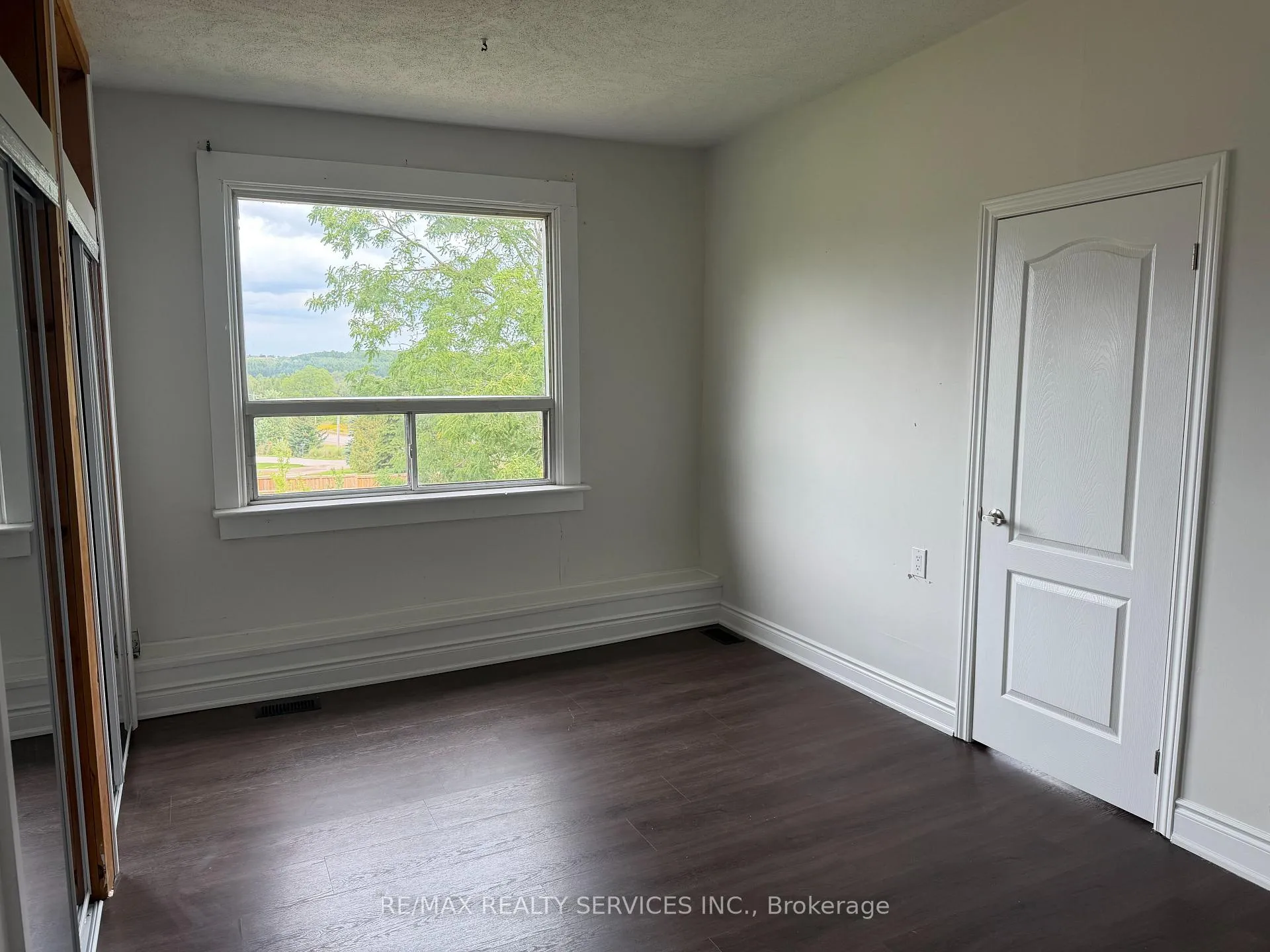 Photo 12 of Unit Unit B, 8918 Wellington 124 Road, Erin, Rural Erin — HOMEH