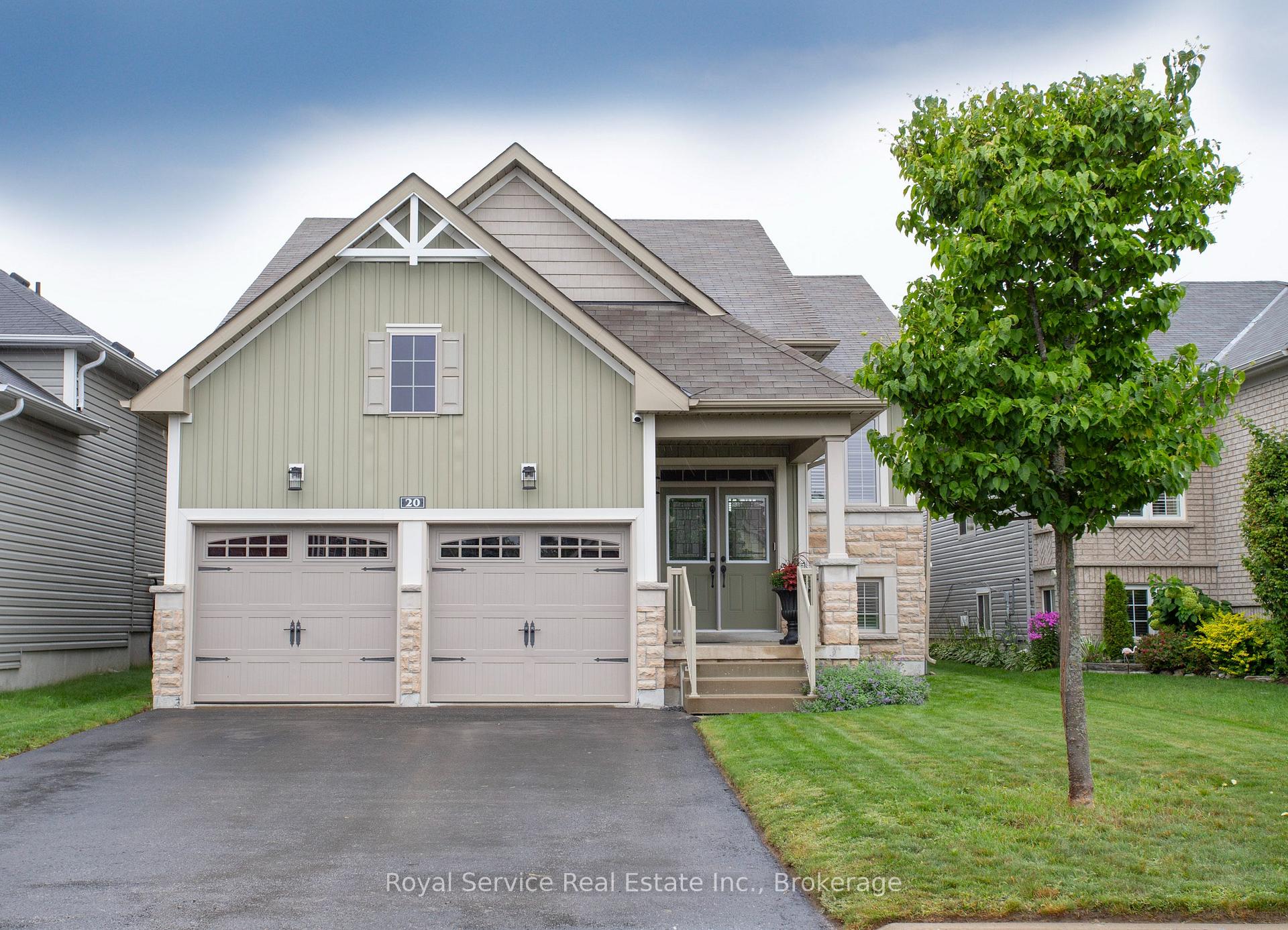 Photo 1 of 20 Grainger Crescent, Port Hope — HOMEH