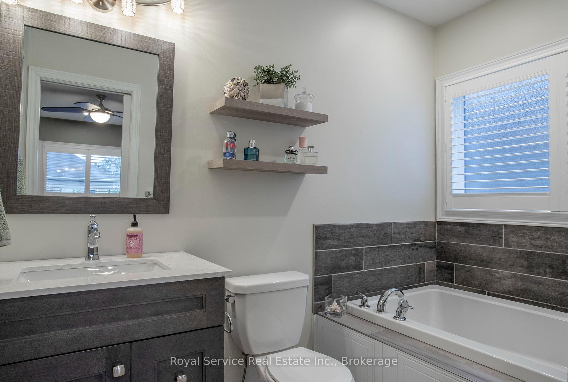 Photo 12 of 20 Grainger Crescent, Port Hope — HOMEH