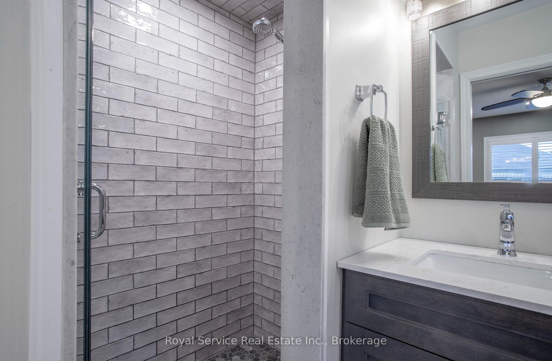 Photo 14 of 20 Grainger Crescent, Port Hope — HOMEH