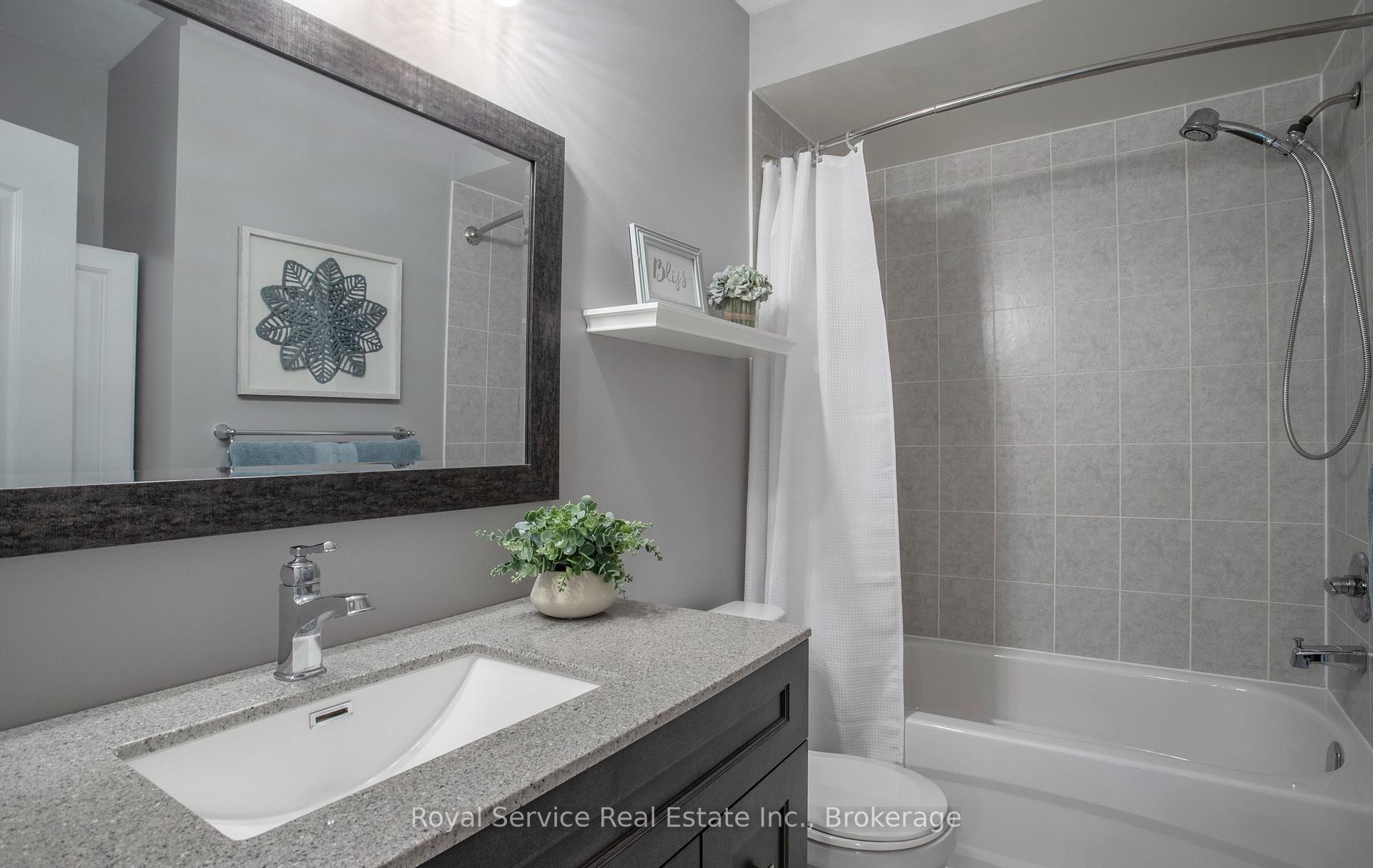 Photo 15 of 20 Grainger Crescent, Port Hope — HOMEH