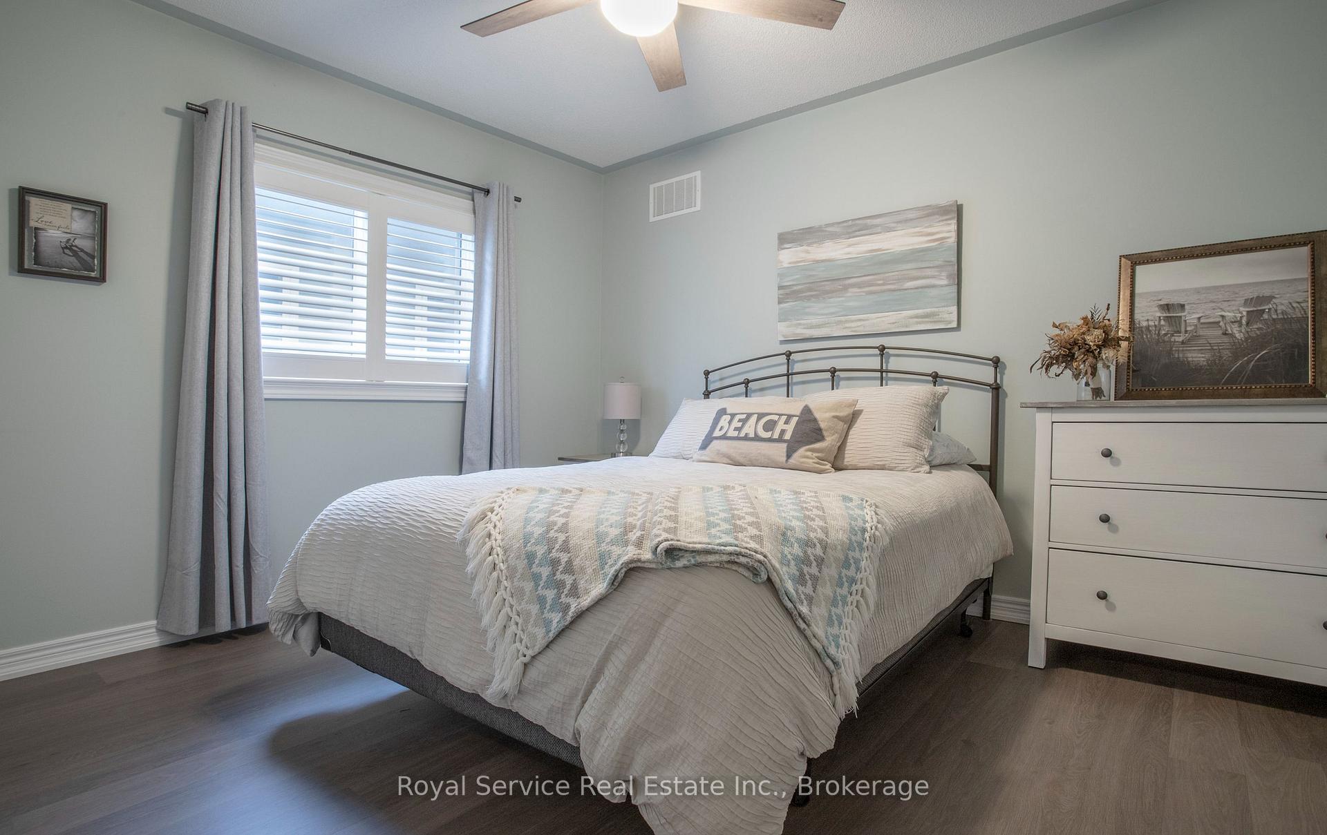 Photo 17 of 20 Grainger Crescent, Port Hope — HOMEH
