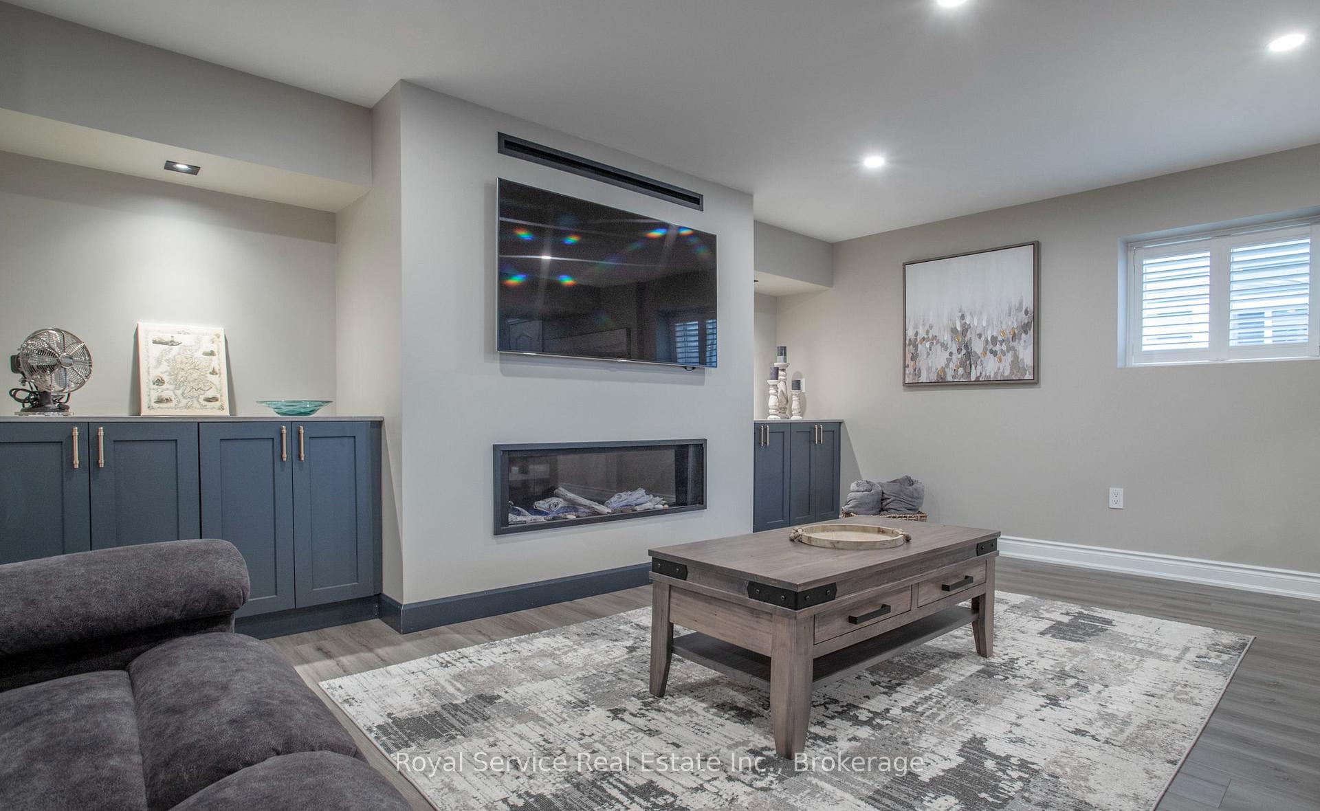 Photo 20 of 20 Grainger Crescent, Port Hope — HOMEH
