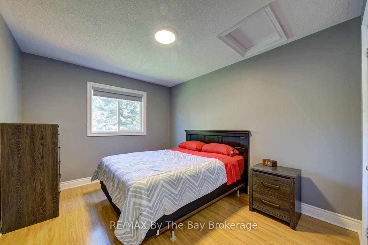 Photo 23 of 45 Rose Valley Way, Wasaga Beach — HOMEH