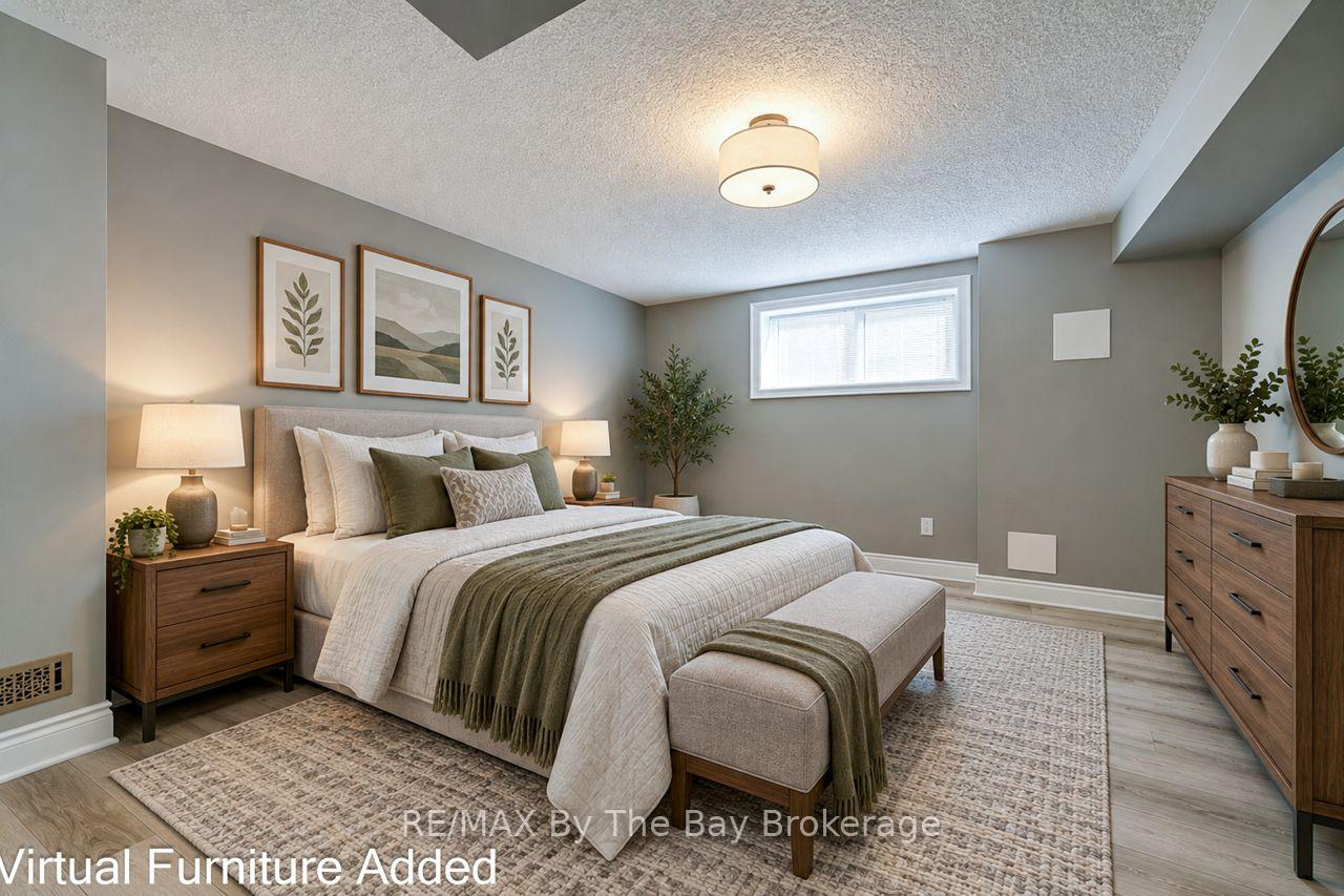 Photo 32 of 45 Rose Valley Way, Wasaga Beach — HOMEH