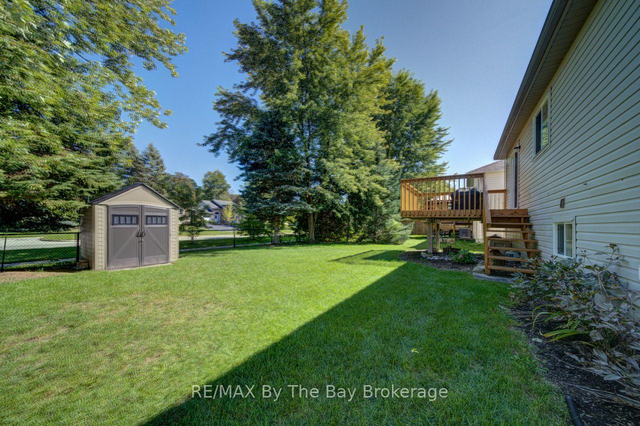 Photo 38 of 45 Rose Valley Way, Wasaga Beach — HOMEH
