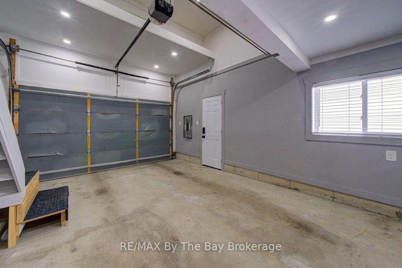 Photo 43 of 45 Rose Valley Way, Wasaga Beach — HOMEH