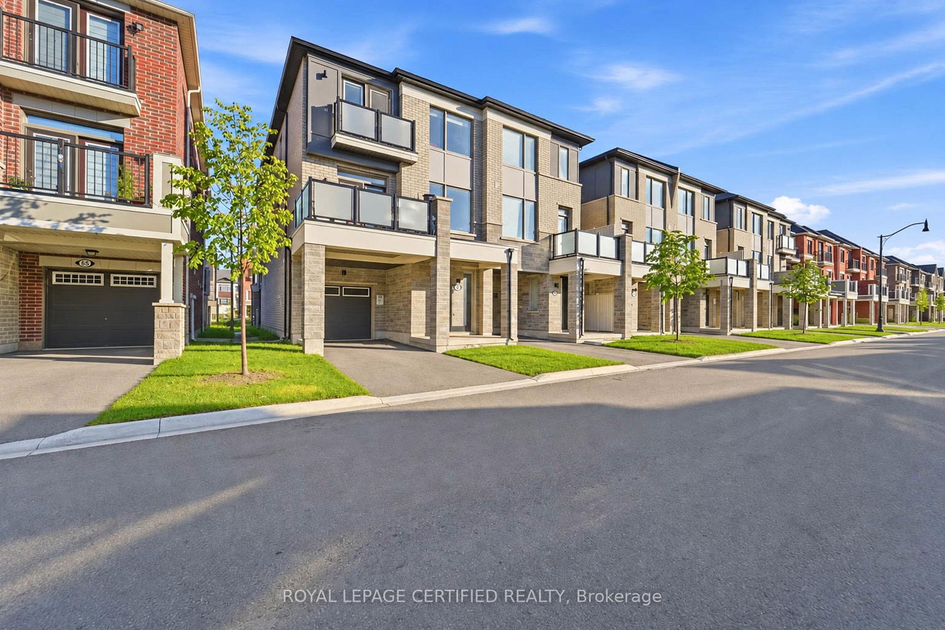 Photo 2 of 57 Keppel Circle, Brampton, Northwest Brampton — HOMEH