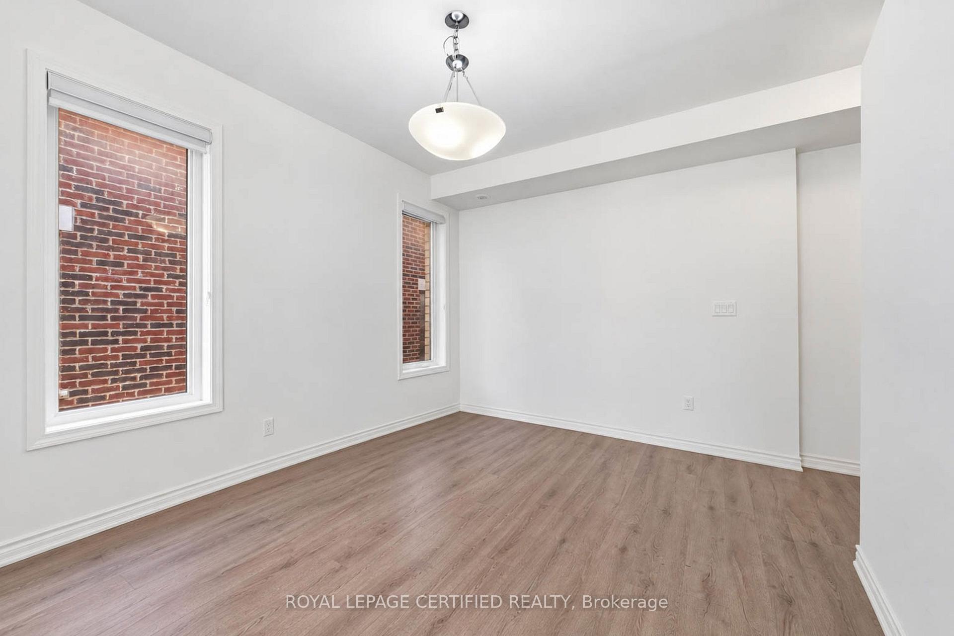 Photo 7 of 57 Keppel Circle, Brampton, Northwest Brampton — HOMEH