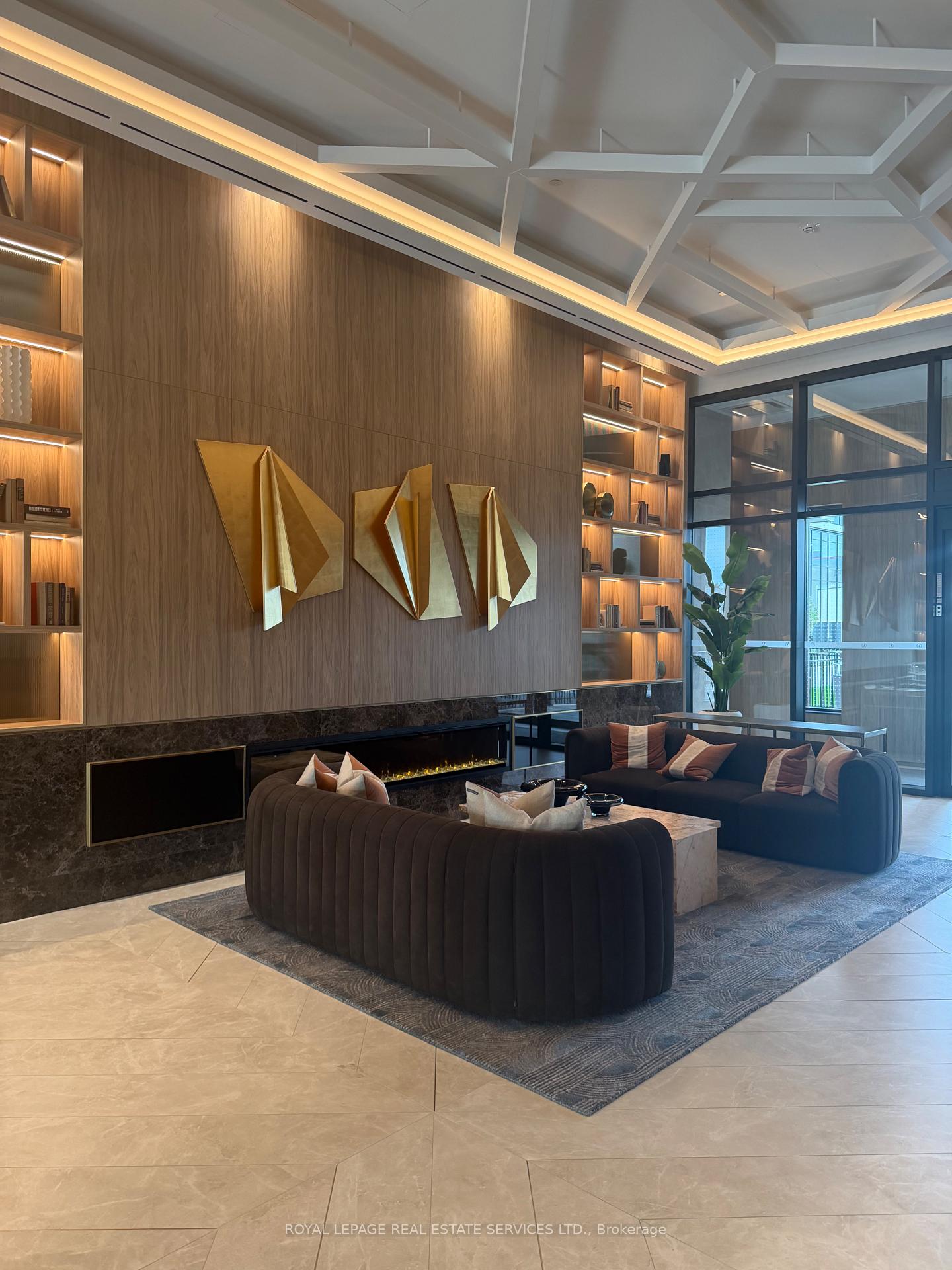 Photo 2 of Unit 1307, 5 Meadowvale Road, Vaughan, Vaughan Corporate Centre — HOMEH