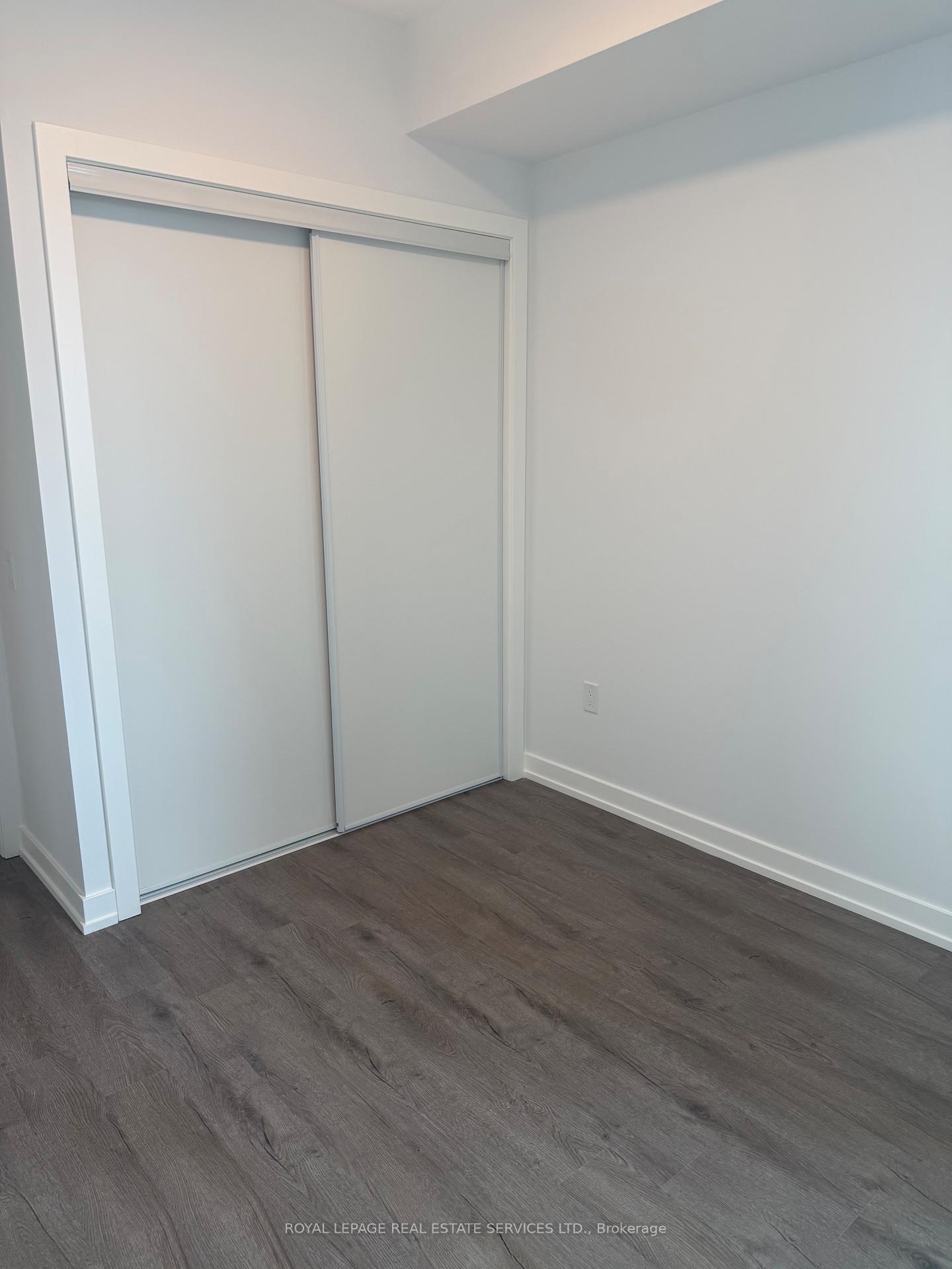 Photo 8 of Unit 1307, 5 Meadowvale Road, Vaughan, Vaughan Corporate Centre — HOMEH