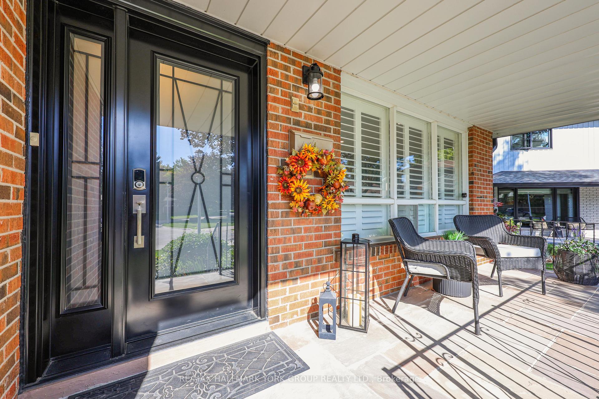 Photo 3 of 93 Julia Court, Newmarket, Central Newmarket — HOMEH