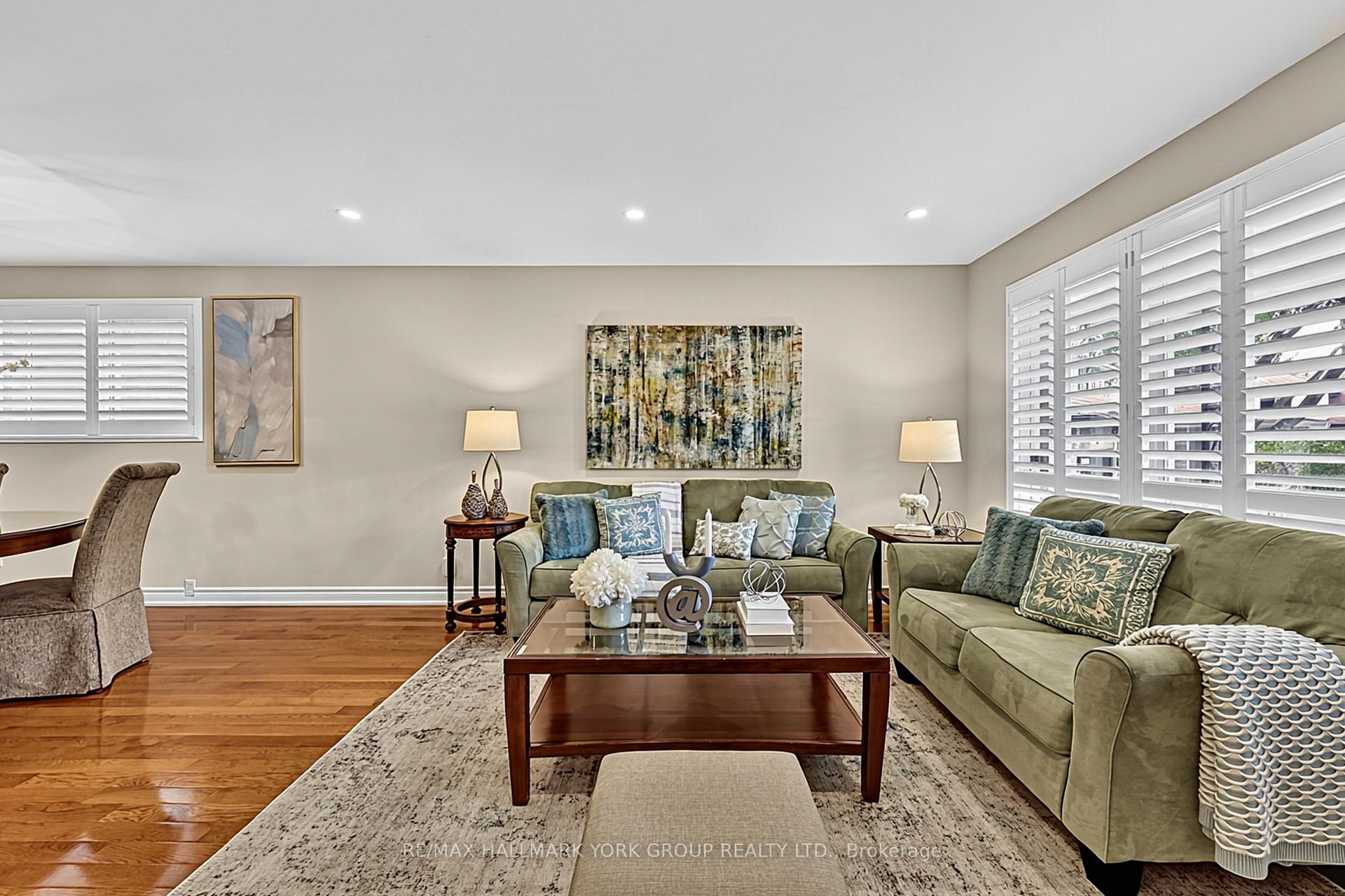 Photo 5 of 93 Julia Court, Newmarket, Central Newmarket — HOMEH