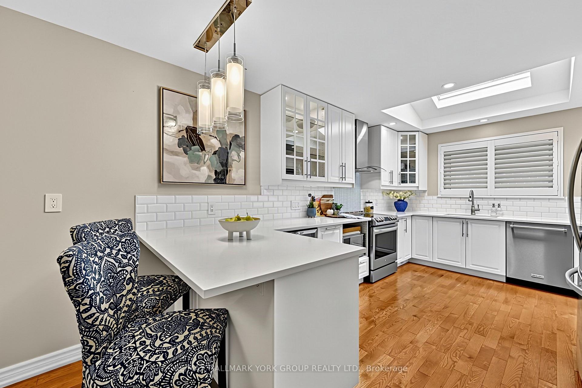Photo 12 of 93 Julia Court, Newmarket, Central Newmarket — HOMEH