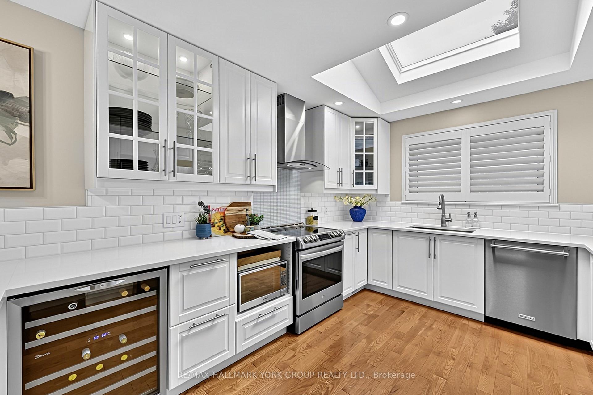 Photo 13 of 93 Julia Court, Newmarket, Central Newmarket — HOMEH