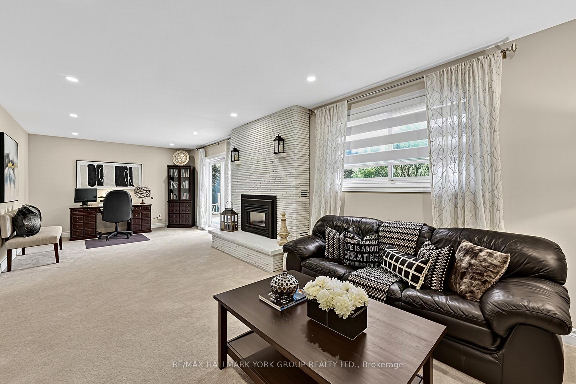 Photo 27 of 93 Julia Court, Newmarket, Central Newmarket — HOMEH