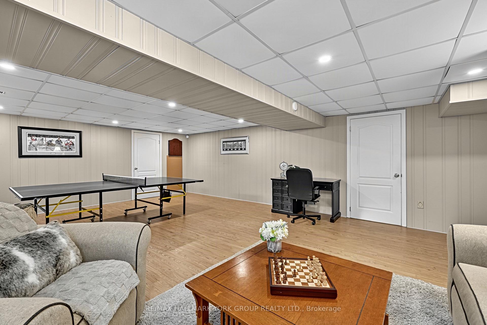 Photo 34 of 93 Julia Court, Newmarket, Central Newmarket — HOMEH