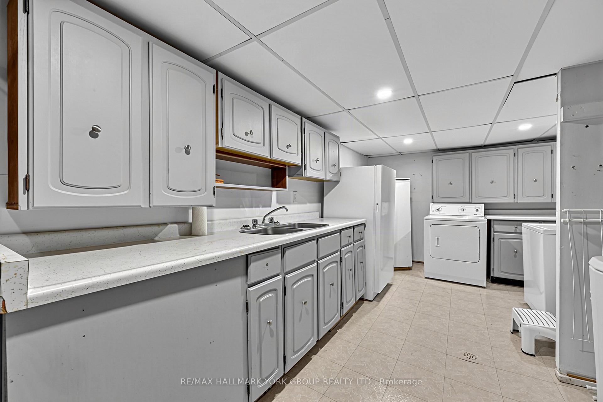 Photo 36 of 93 Julia Court, Newmarket, Central Newmarket — HOMEH