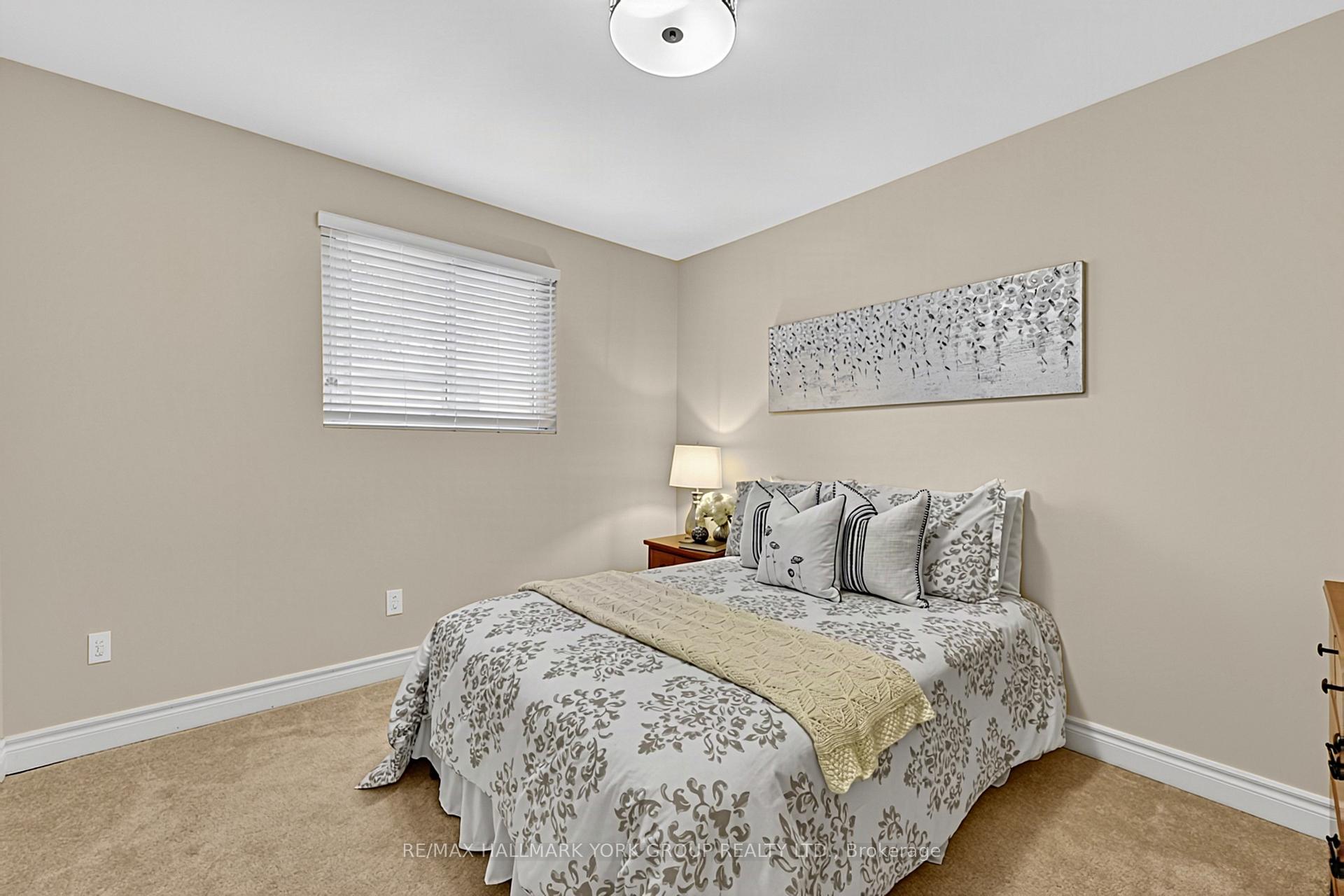 Photo 37 of 93 Julia Court, Newmarket, Central Newmarket — HOMEH