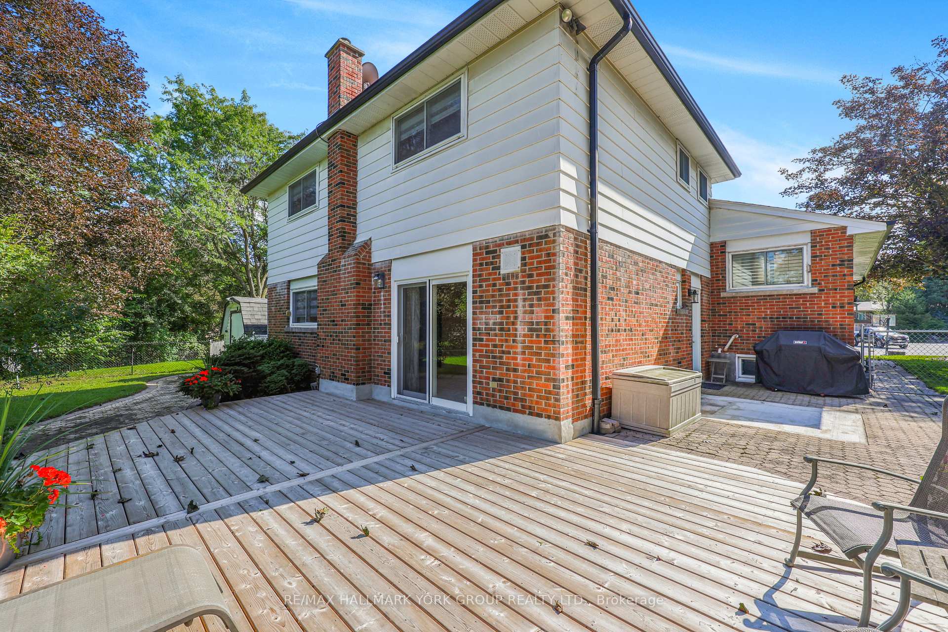 Photo 40 of 93 Julia Court, Newmarket, Central Newmarket — HOMEH