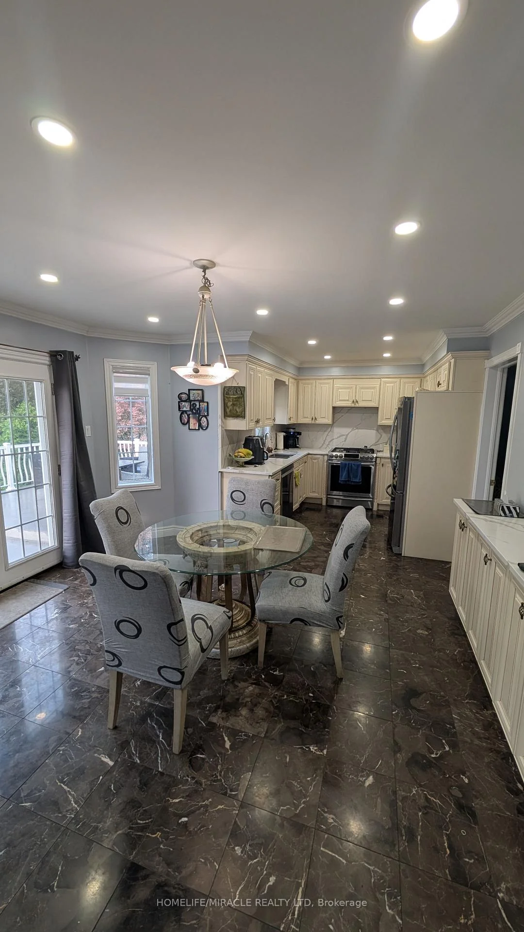 Photo 3 of Unit Basement, 65 Timber Lane, Vaughan, East Woodbridge — HOMEH