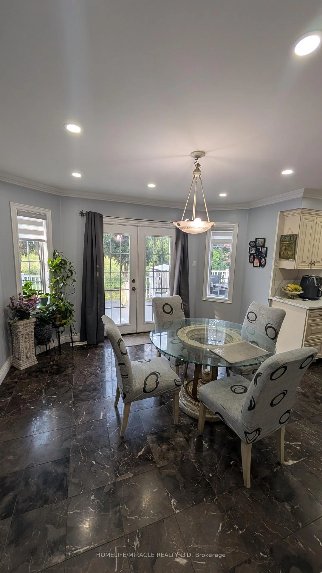 Photo 4 of Unit Basement, 65 Timber Lane, Vaughan, East Woodbridge — HOMEH