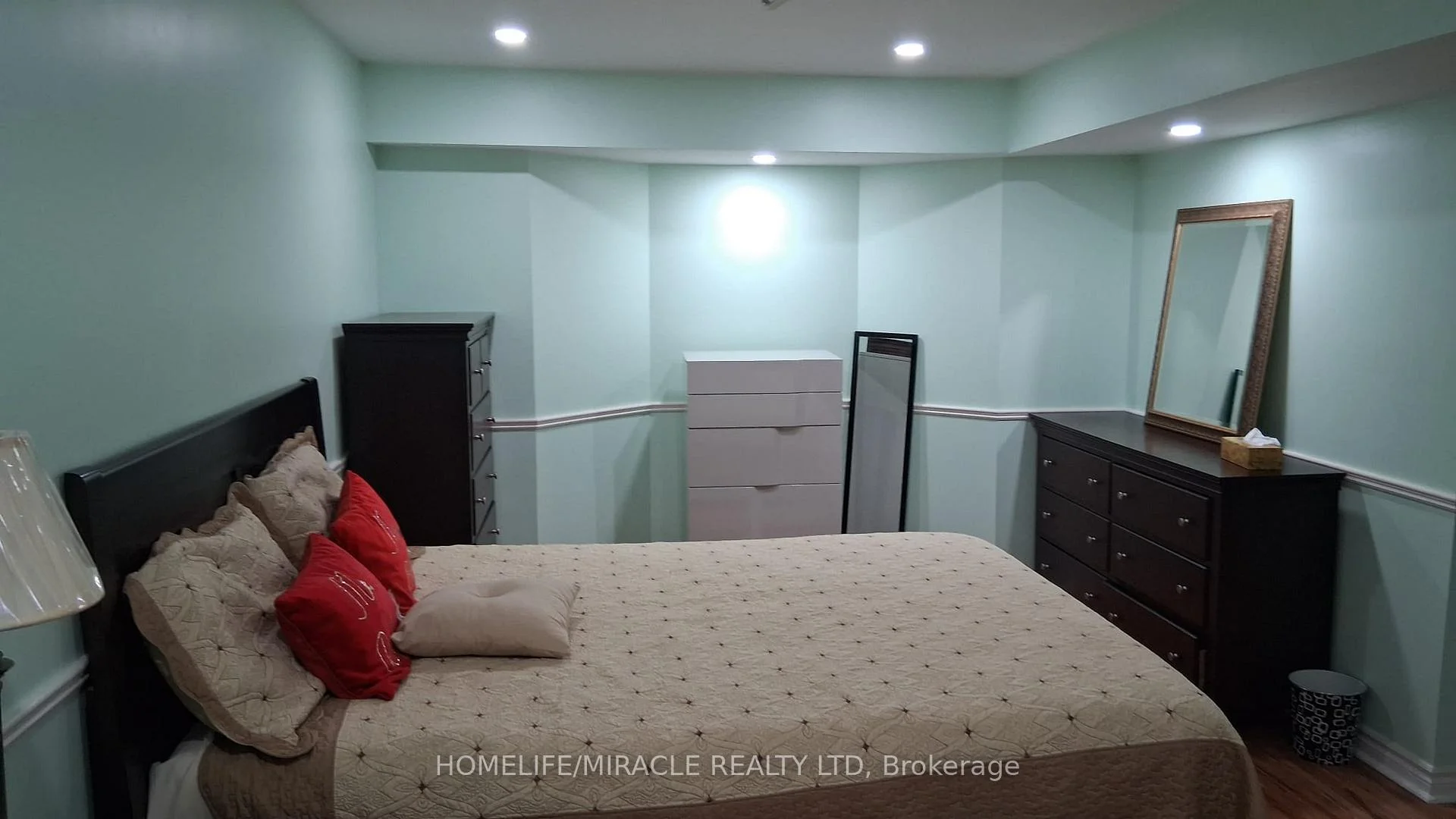 Photo 13 of Unit Basement, 65 Timber Lane, Vaughan, East Woodbridge — HOMEH