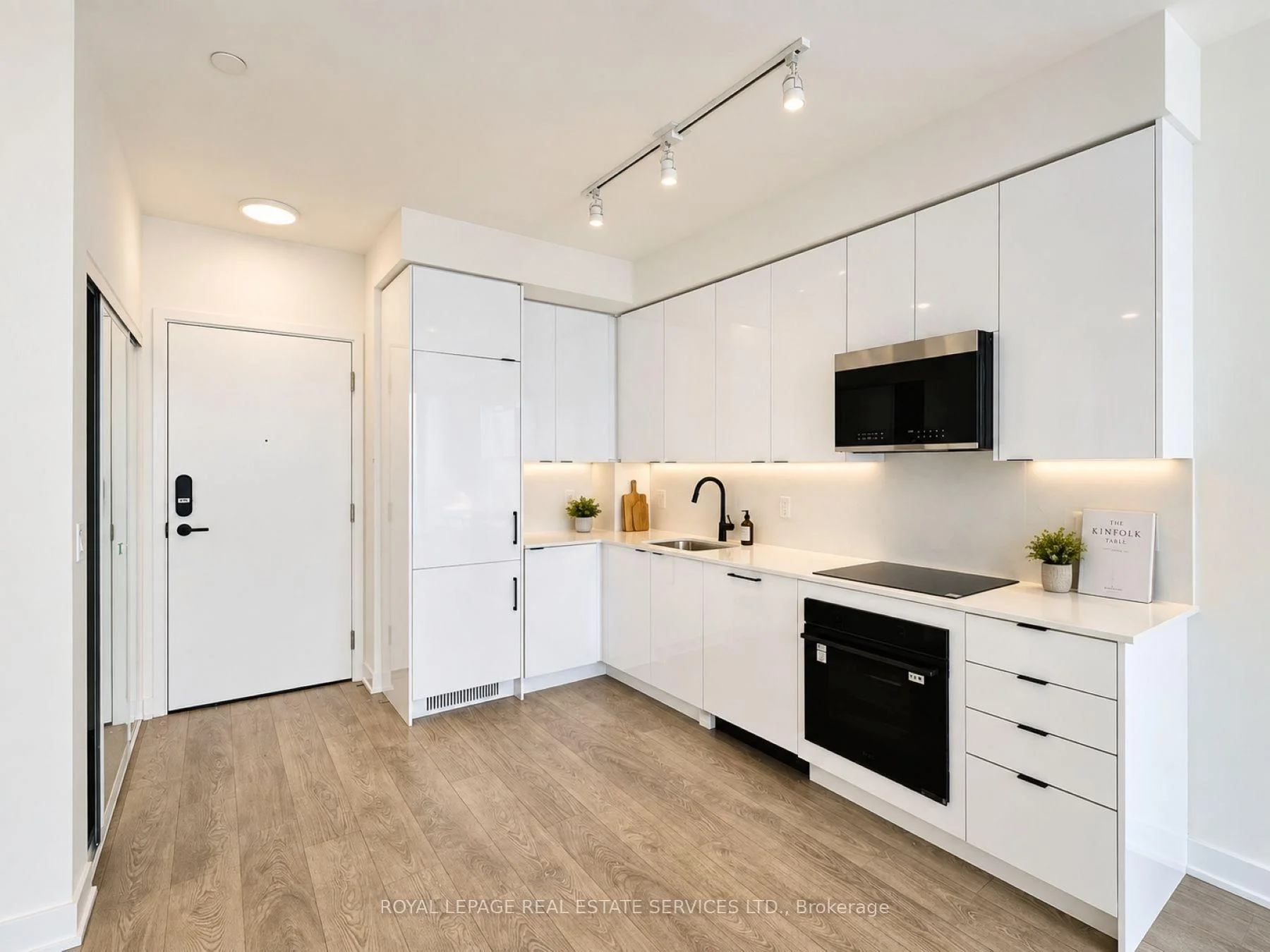 Photo 5 of Unit 2106, 225 Malta Avenue, Brampton, Fletcher's Creek South — HOMEH
