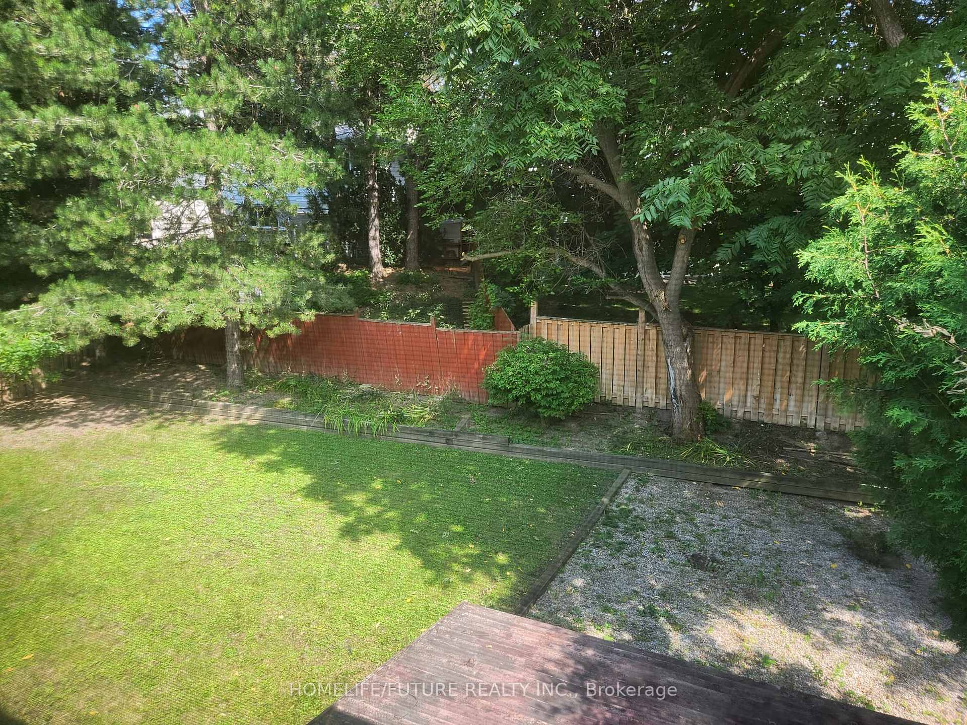 Photo 32 of 27 Ringwood Crescent, North York, Henry Farm — HOMEH