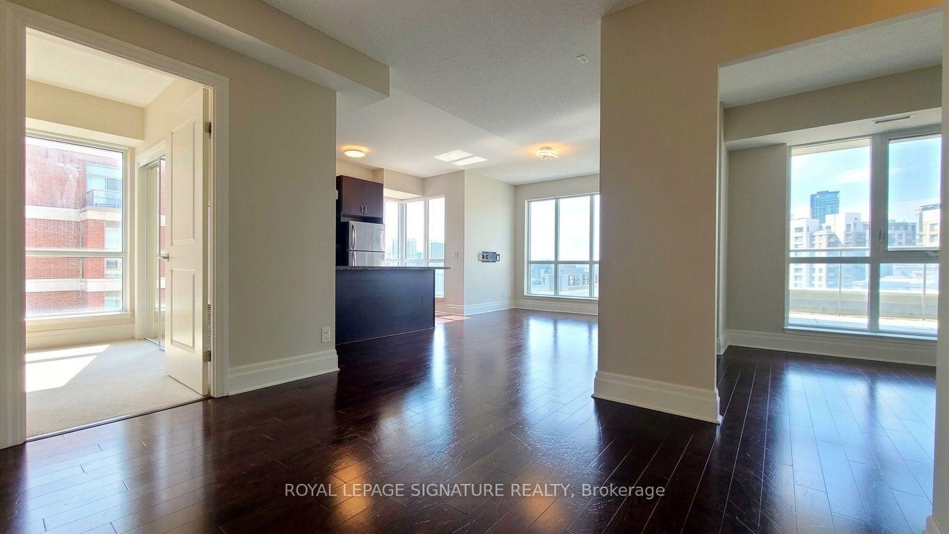 Photo 3 of Unit 512, 57 Upper Duke Crescent, Markham, Unionville — HOMEH