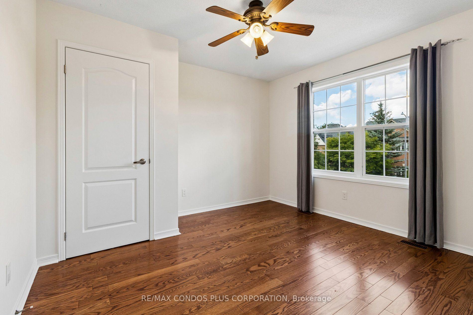 Photo 17 of 41 Maroon Drive, Richmond Hill, Oak Ridges Lake Wilcox — HOMEH