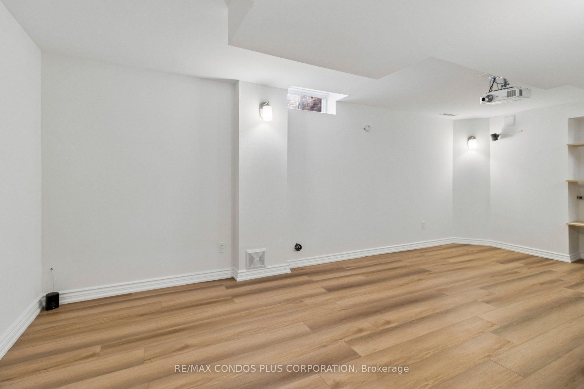 Photo 29 of 41 Maroon Drive, Richmond Hill, Oak Ridges Lake Wilcox — HOMEH