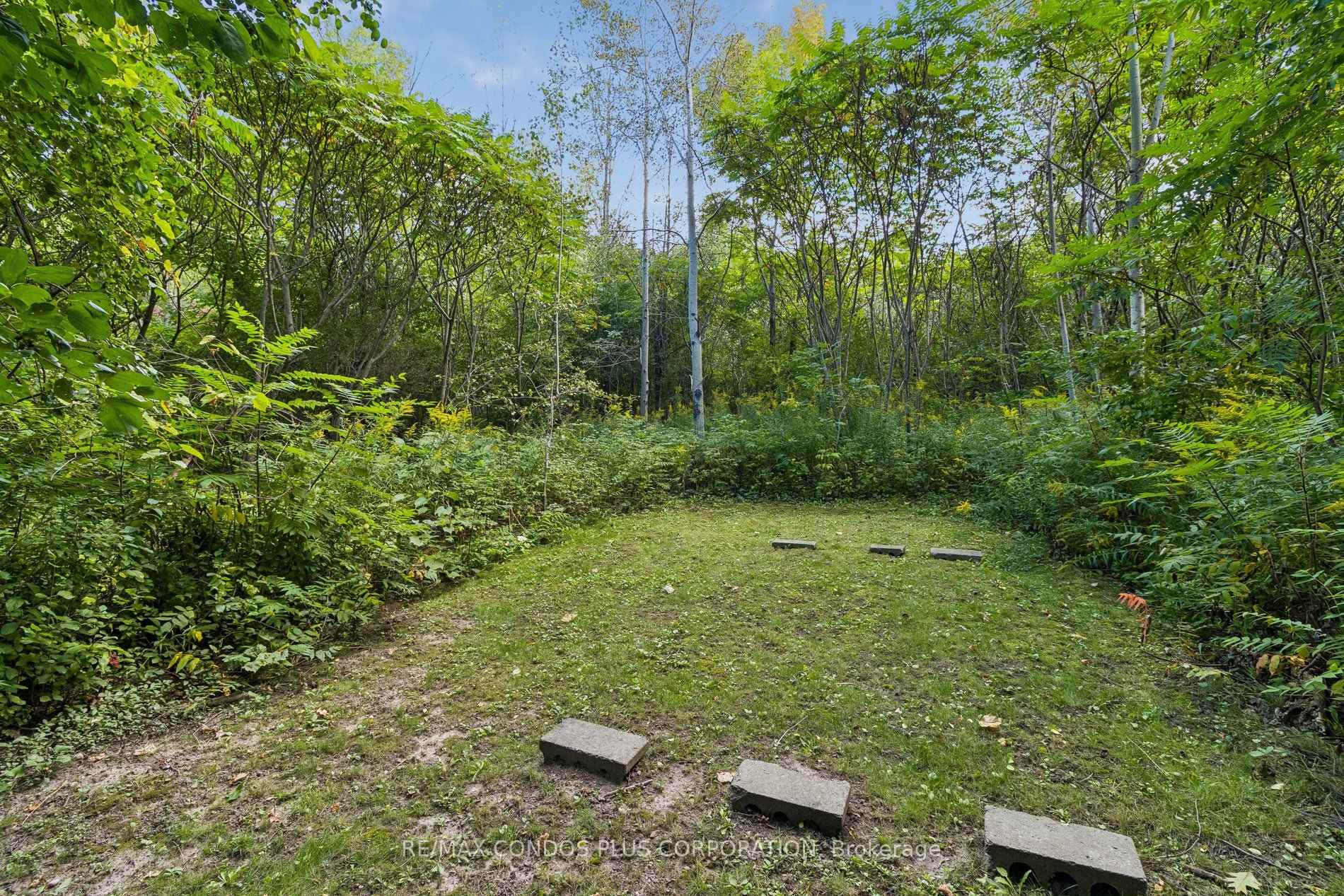 Photo 47 of 41 Maroon Drive, Richmond Hill, Oak Ridges Lake Wilcox — HOMEH