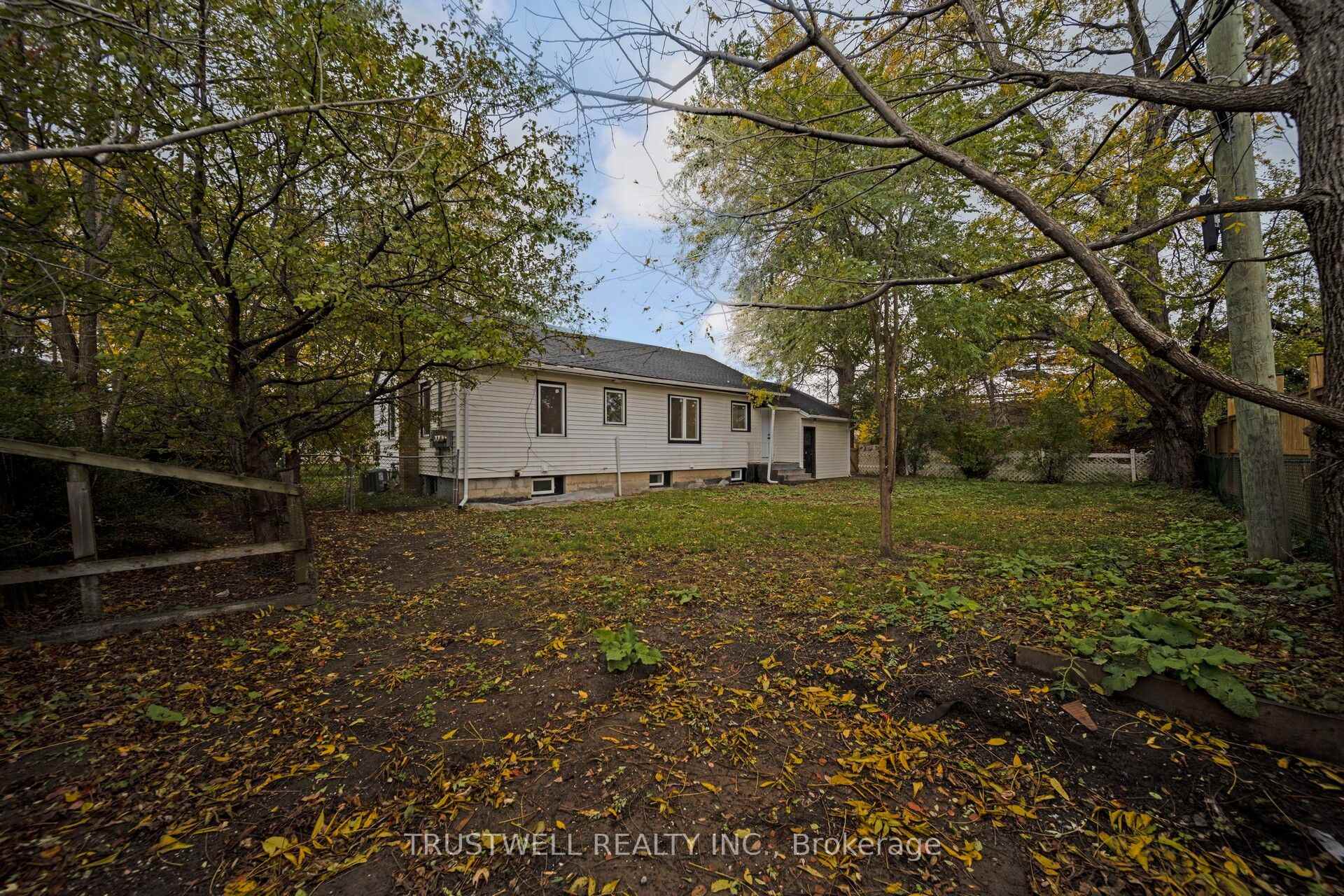 Photo 48 of 5 Meadowvale Drive, St. Catharines, Lakeport — HOMEH