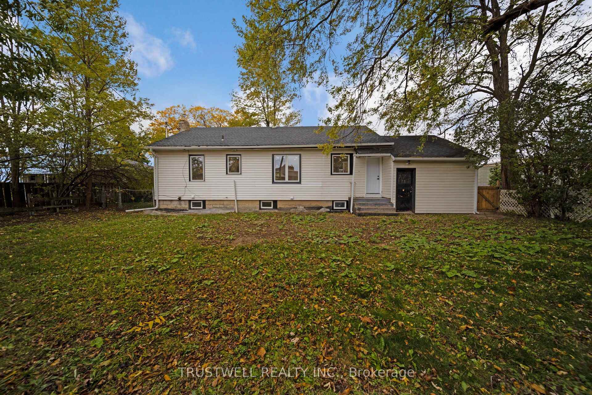 Photo 51 of 5 Meadowvale Drive, St. Catharines, Lakeport — HOMEH