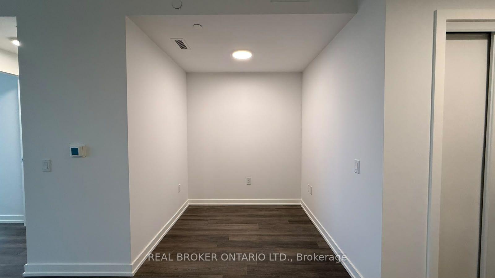 Photo 10 of Unit 1610, 21 Meadowdale Road, Vaughan, Vaughan Corporate Centre — HOMEH