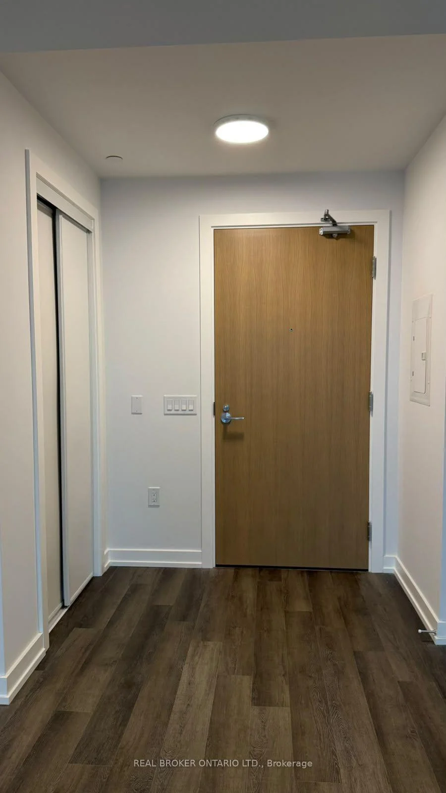 Photo 7 of Unit 1610, 21 Meadowdale Road, Vaughan, Vaughan Corporate Centre — HOMEH