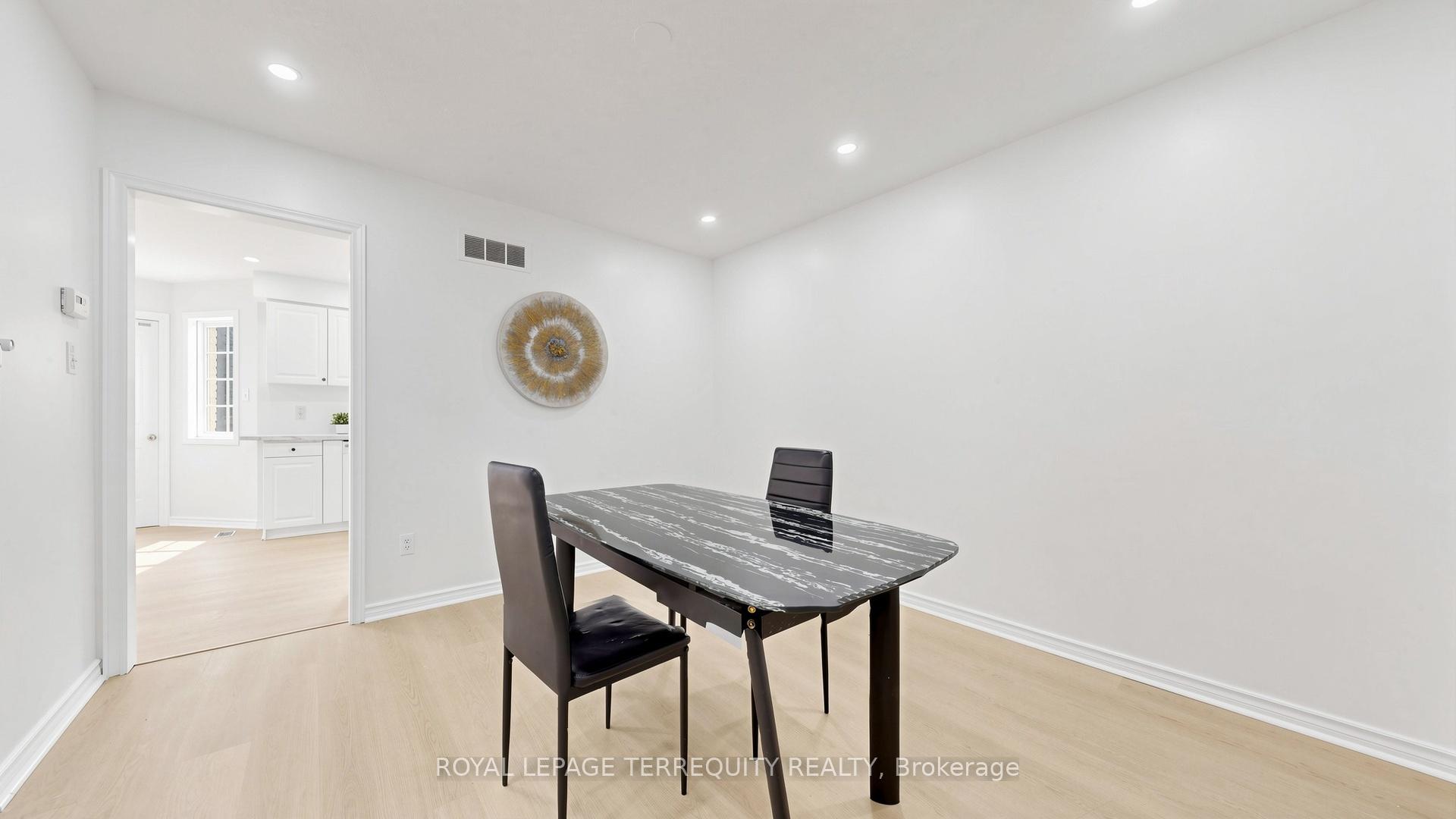 Photo 6 of Unit 2, 700 Champlain Boulevard, Cambridge, Little's Corners — HOMEH