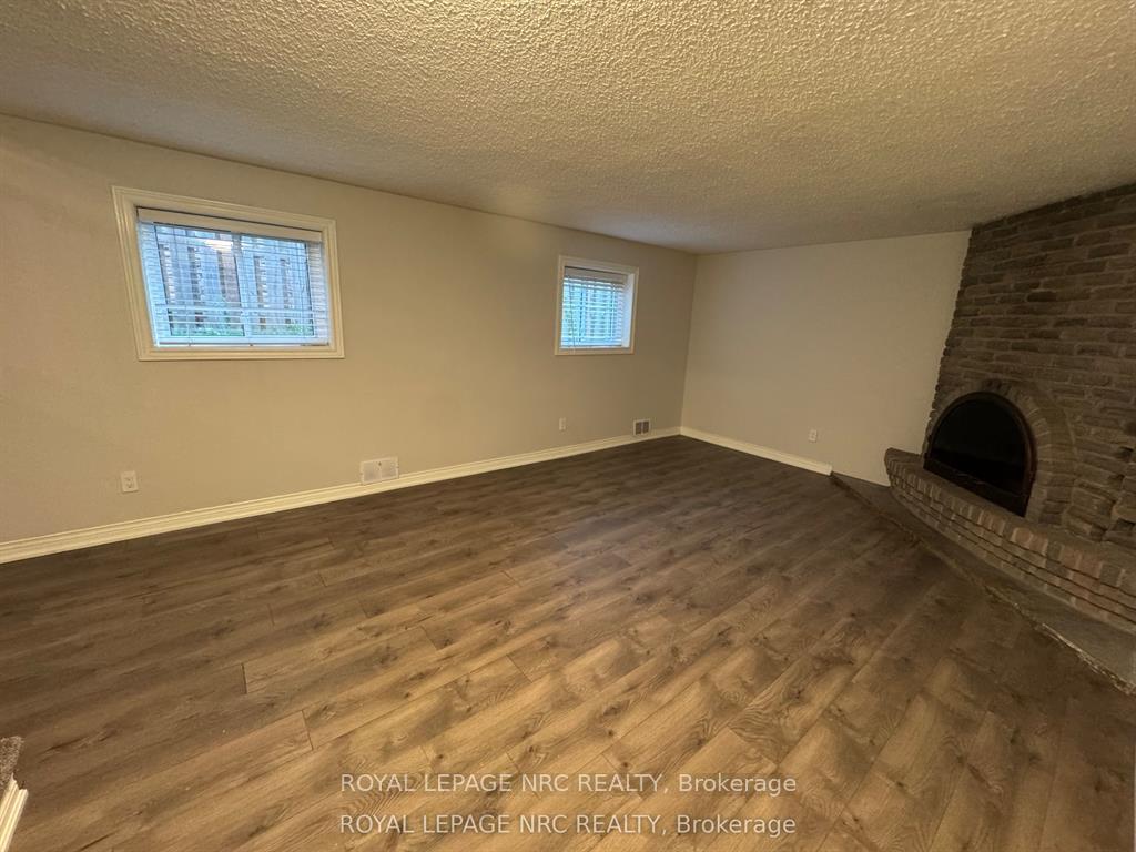 Photo 17 of 7 Blue Spruce Court, St. Catharines, Lakeport — HOMEH